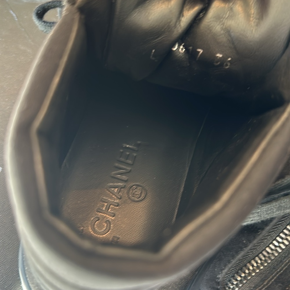 CHANEL sneakers - Picture 4 of 7